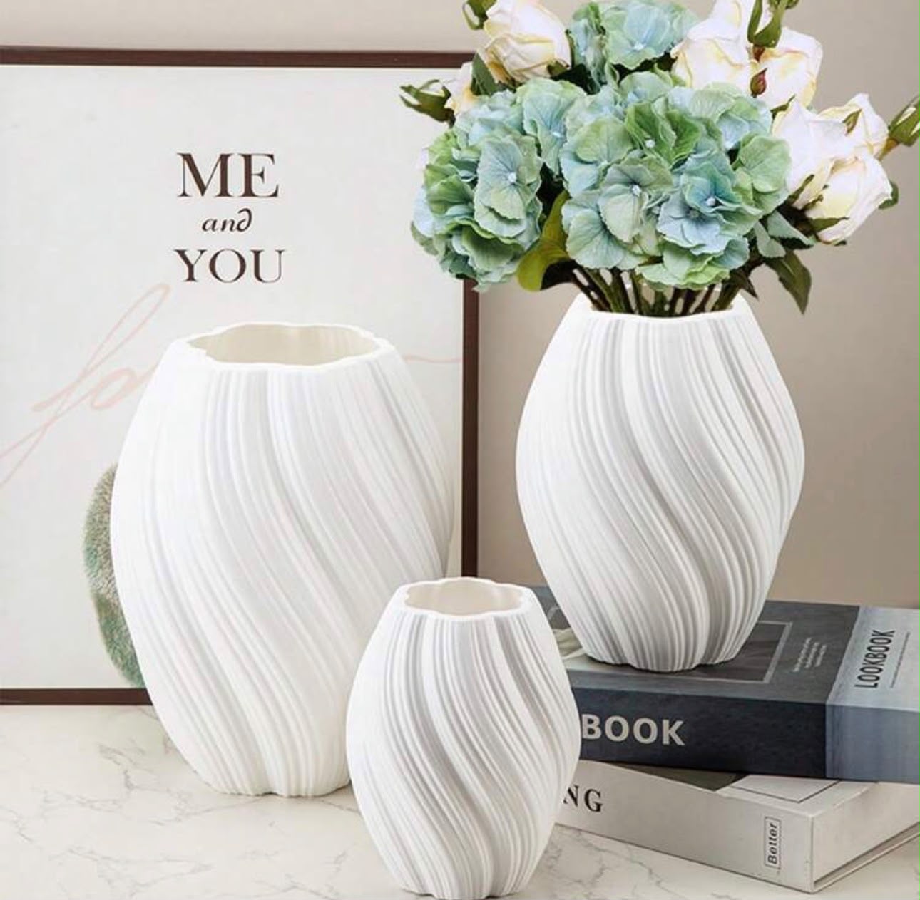 Ribbed Ceramic Vase - White