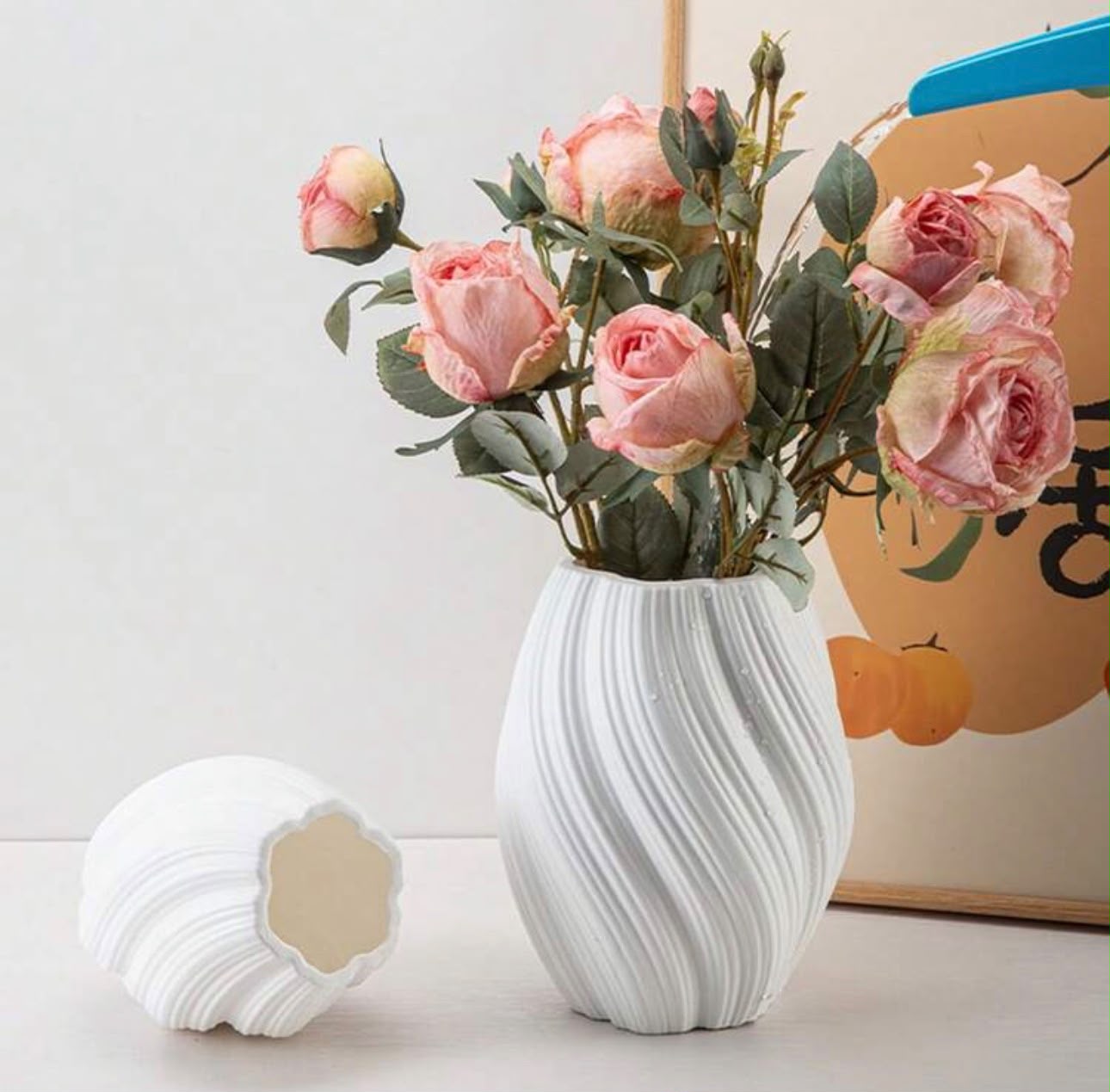 Ribbed Ceramic Vase - White