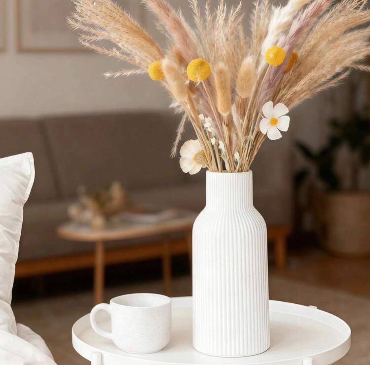 Ribbed Ceramic Vase – Tall