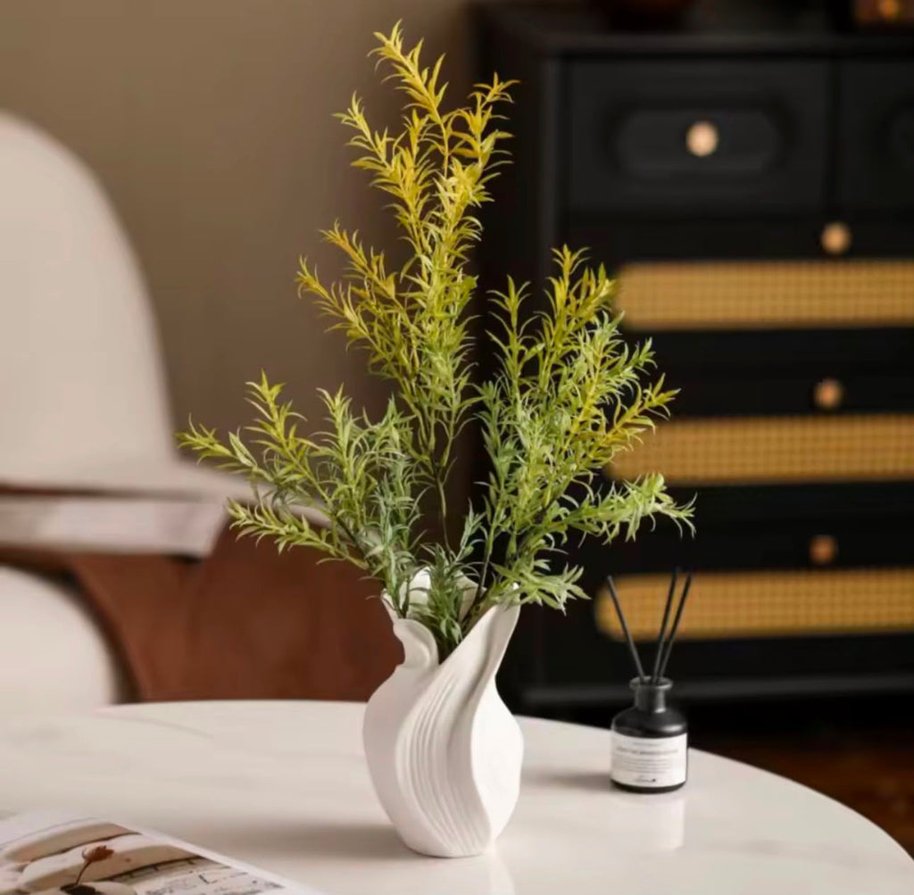 Nordic Aura Roating Ceramic Vase